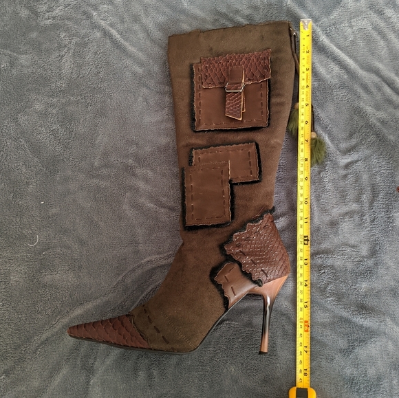 Wild Rose Shoes - 3/$20 EUC Faux Suede Leather & Snake Pointed 7.5/8
